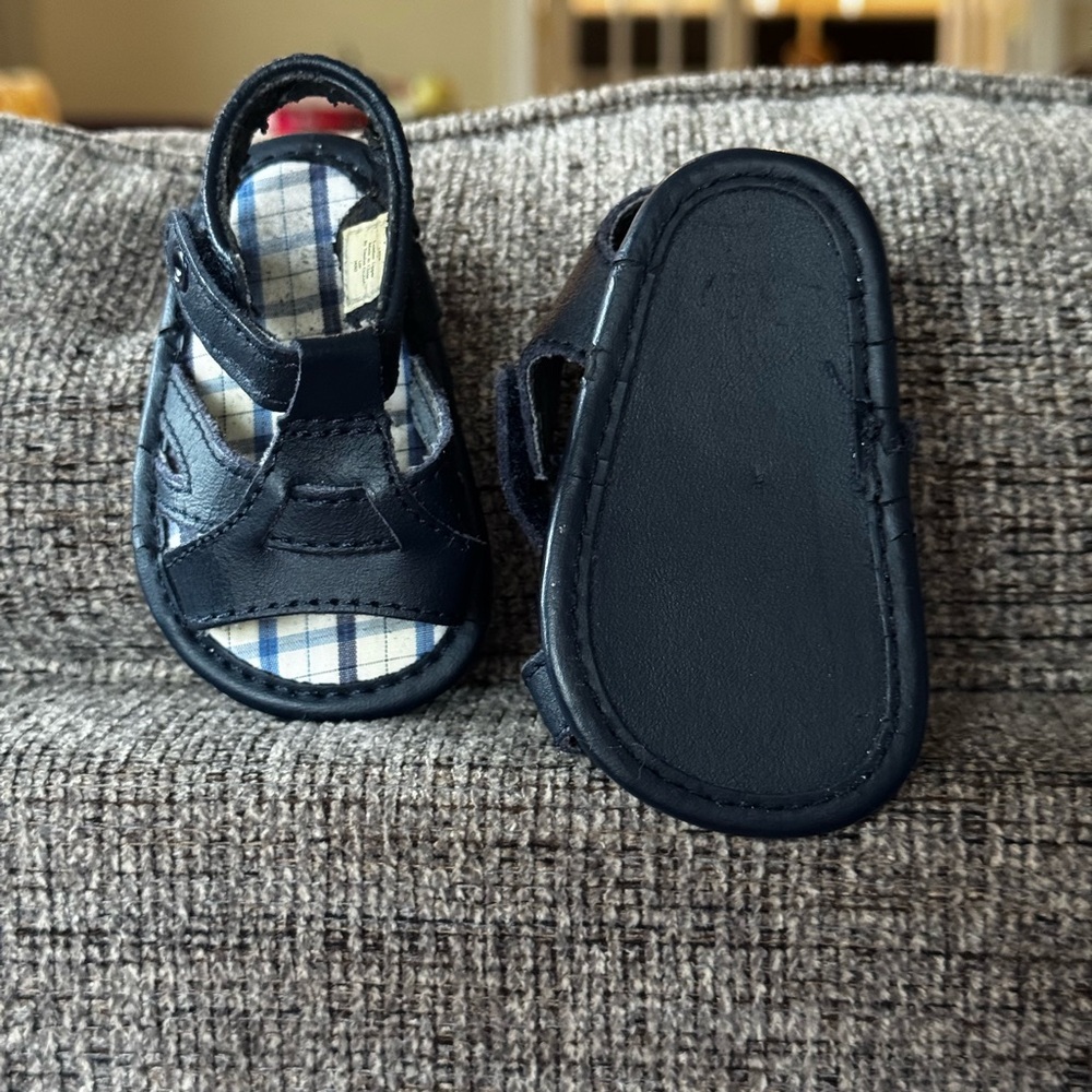 Kids navy blue leather Sandals size 1